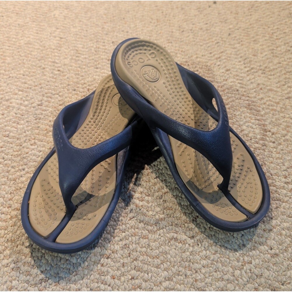 Crocs Athens Flip Flops Womens 10 Mens 8 Blue Comfort Casual Summer Beach